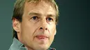 Bayern Munich's coach Juergen Klinsmann speaks to journalists after the German first division Bundesliga match VfL Wolfsburg vs Bayern Munich in Wolfsburg on April 4, 2009. AFP PHOTO/RONNY HARTMANN