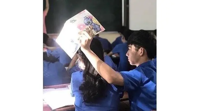 10 Tingkah Bucin Pasangan saat Hari Valentine Ini Bikin Jomblo Meringis