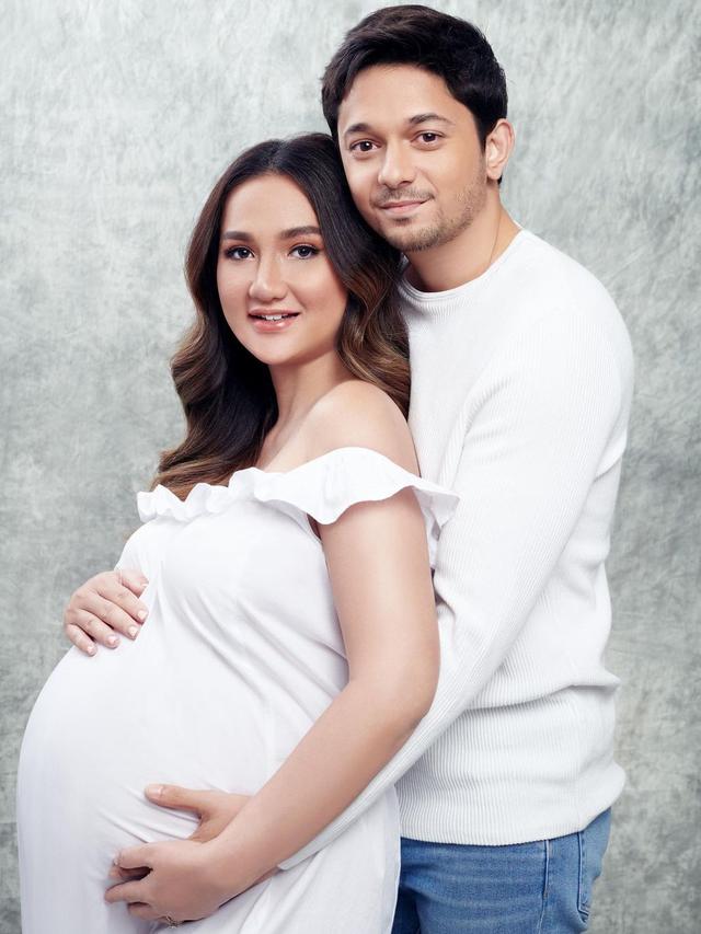 [Fimela] Andrew Andika dan Tengku Dewi Putri