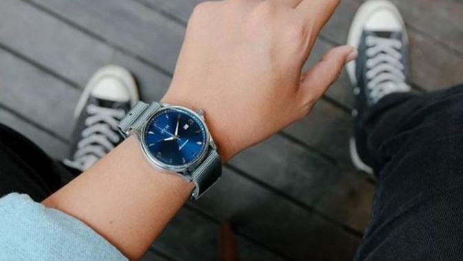 Jam tangan NAM Watch produksi Indonesia. (dok.Instagram @namwatches/https://www.instagram.com/p/BxeRNBuB9As/Henry)