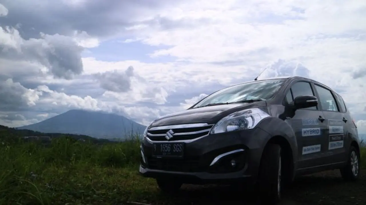 New Suzuki Ertiga Diesel Hybrid