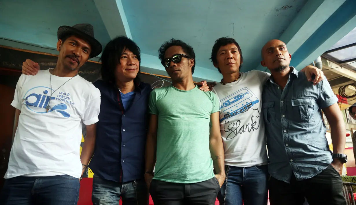 Boleh saja Abdee Negara dekat dengan Presiden Jokowi. Namun ia membantah kalau dirawat oleh Dokter Kepresidenan.