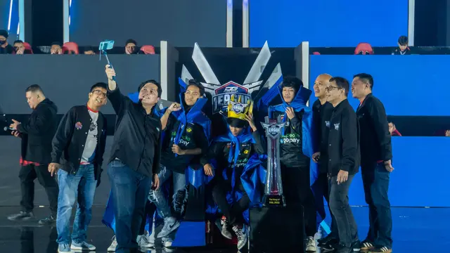 Tim Onic Olympus menjadi pemenang Dunia Games League (DGL 2022) yang diumumkan pada Dunia Games Awards 2022 di Basket Hall Senayan, Jakarta (30/10).