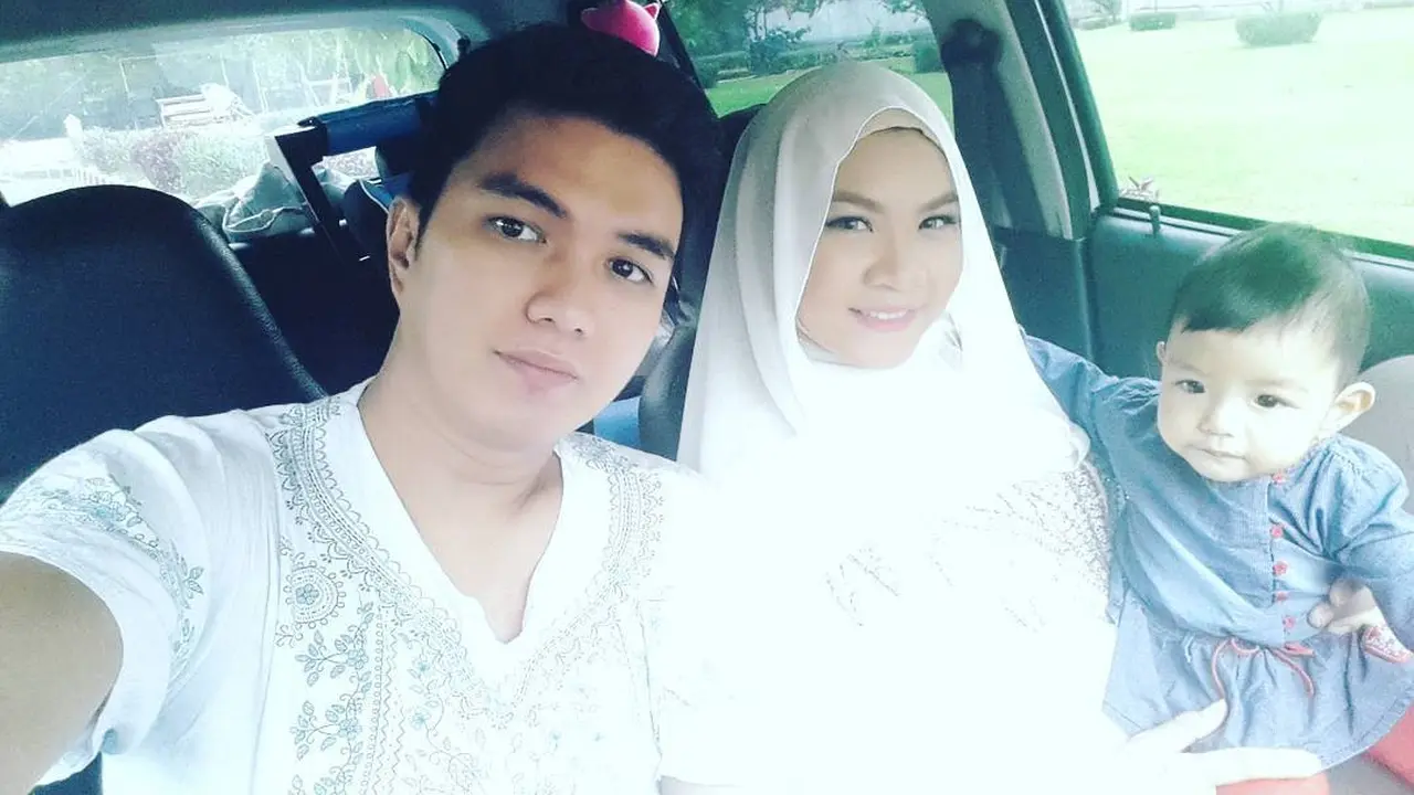[Bintang] Resmi Bercerai, Aldi Taher dan Georgia Tak Masalahkan Harta Gana-Gini