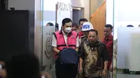 Harvey Moeis Suami Sandra Dewi jadi tersangka korupsi timah langsung digiring ke tahanan. (Liputan6.com/Nanda Perdana Putra)