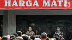 Menteri Dalam Negeri Tito Karnavian menjadi Inspektur upacara pada apel seluruh Pegawai Lingkup Kemendagri dan BNPP di halaman kantor Kemendagri, Jakarta, Kamis (24/10/2019). Dalam apel perdana ini Tito memberikan arahan kepada semua pegawai Kemendagri. (Liputan6.com/Johan Tallo)