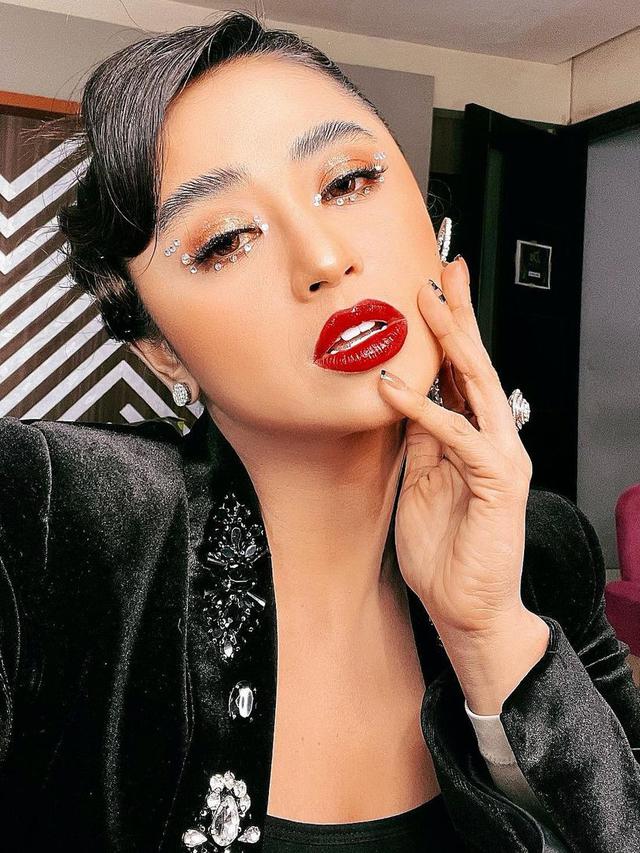 Dewi Perssik. (Foto: Dok. Instagram @dewiperssik9)