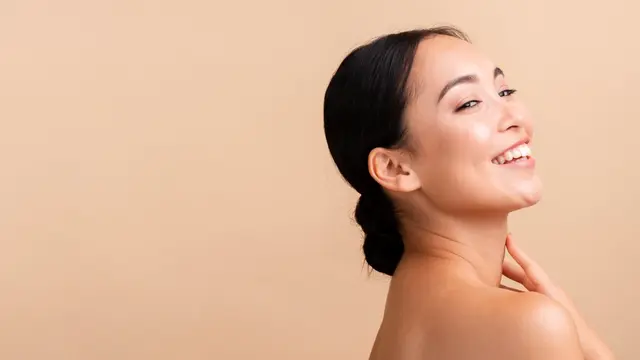 7 Tips Skincare Efektif untuk Cegah Kulit Kendur Secara Alami (photo by freepik.com)