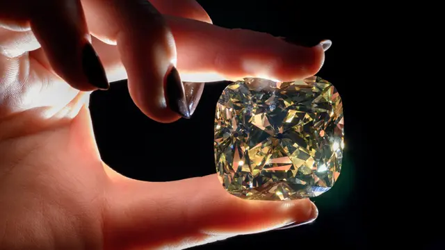  Berlian 'The Rock' Mempesona di Jenewa