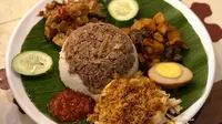 Nasi megono, salah satu kuliner khas Pekalongan, Jawa Tengah. (dok. Instagram @merybinglie/https://www.instagram.com/p/CX8eXClPvGU/)