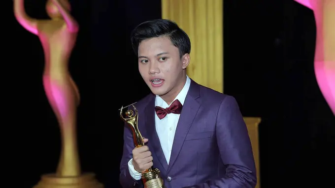 [Bintang] Rizky Febian