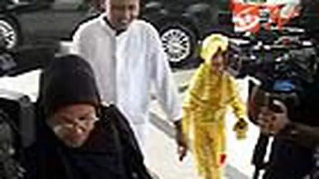 Berlebaran di Sel, Ba'asyir Dijenguk Keluarga
