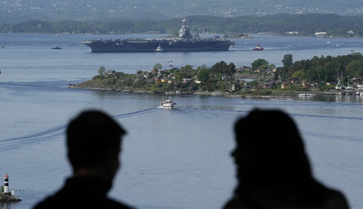Kedutaan Besar Rusia di Norwegia pada Selasa, 23 Mei 2023 dengan tergesa-gesa mengkritik kunjungan kapal induk AS ke Oslo sebagai unjuk kekuatan yang "tidak logis dan berbahaya". (Terje Pedersen/NTB/AFP)
