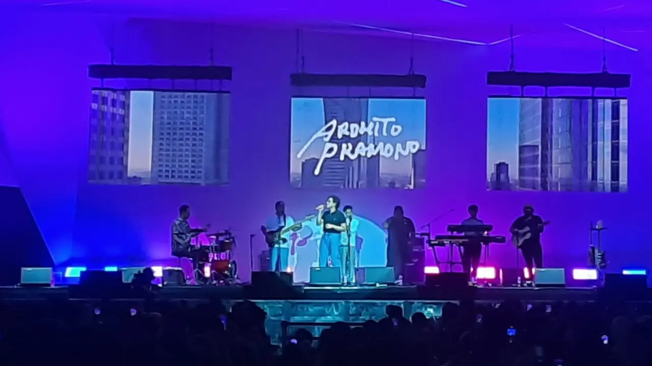 [Fimela] Ardhito Pramono di BNI Java Jazz Festival 2023