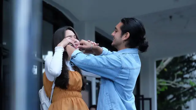 6 Potret Candid Giorgino Abraham dan Yasmin Napper saat Syuting, Bikin Baper