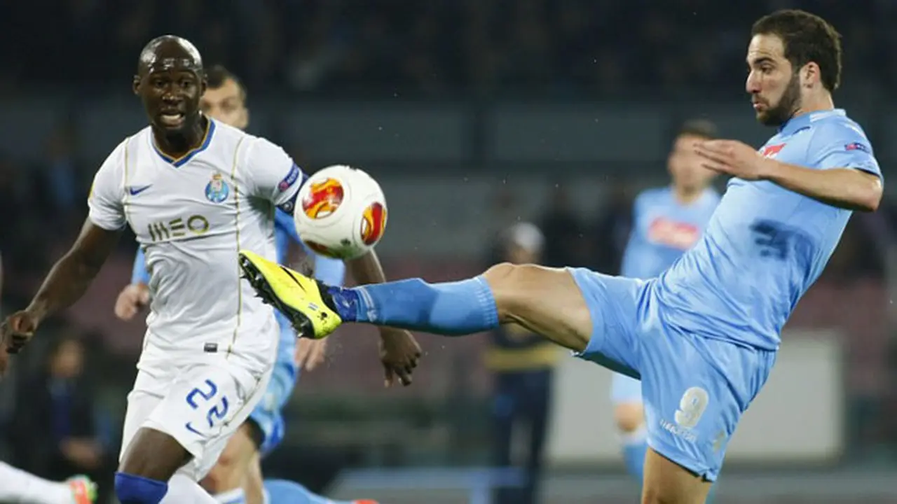 SSC Napoli vs FC Porto  (CARLO HERMANN / AFP)
