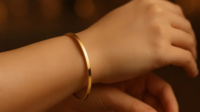 Model Gelang Emas 2 Gram untuk Tangan Berisi