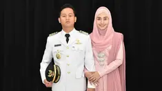 Novita Hardini merupakan istri  Bupati Trenggalek, Mochamad Nur Arifin. Ia kerap disorot sebagai sosok perempuan muda yang cerdas dan cantik. (Liputan6.com/IG/@novitamochamad)