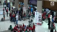 Penumpang tak mendapat info sebelumnya sehingga kebingungan untuk menunggu atau melanjutkan perjalanan.
