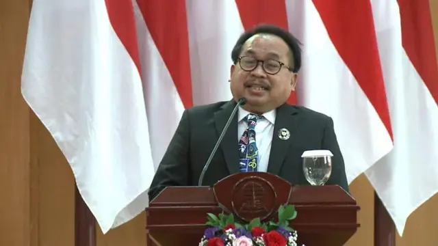 Staf Khusus Bidang Isu Strategis, Karjono Atmoharsono.