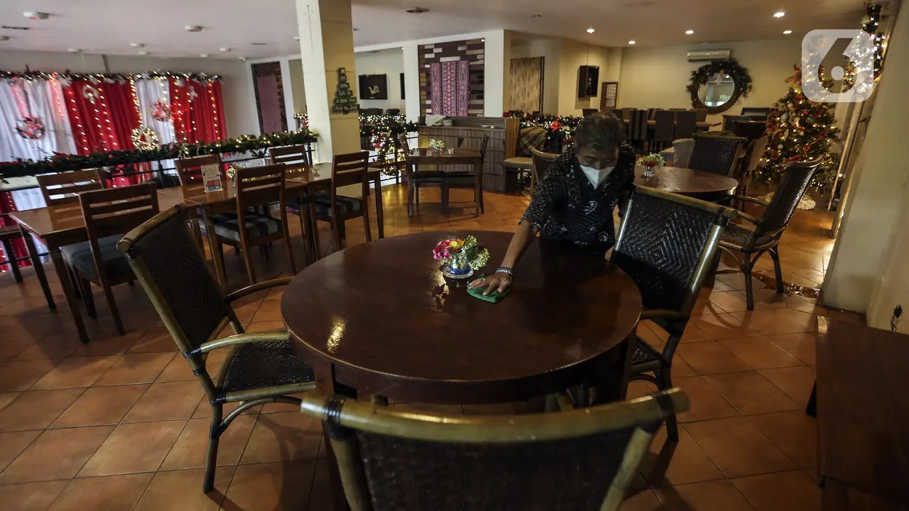 FOTO: 1.600 Bisnis Restoran Terancam Tutup Jika PPKM Terus Berlaku