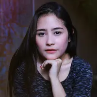 Prilly Latuconsina (Galih W. Satria/Bintang.com/Digital Imaging: Denti Ebtaviani/Bintang.com)