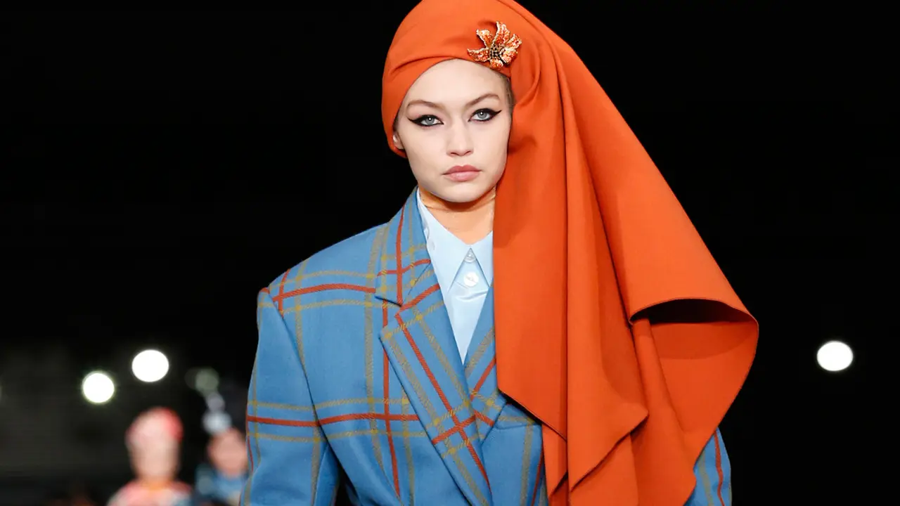 Kendall Jenner, Gigi dan Bella Hadid di New York Fashion Week