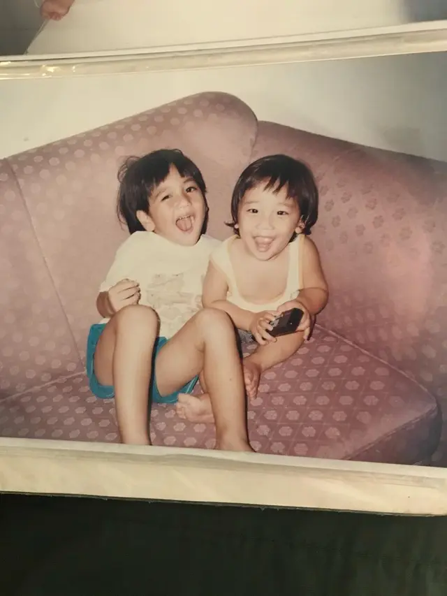 8 Potret Kompak Giorgino Abraham dan Sang Adik Lorenzo, Sibling Goals