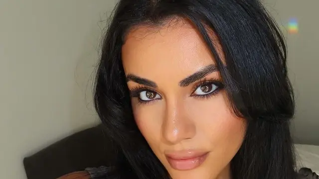 Profil Mina, tunangan Shayne Pattynama (credit: instagram/x.m.m.8)