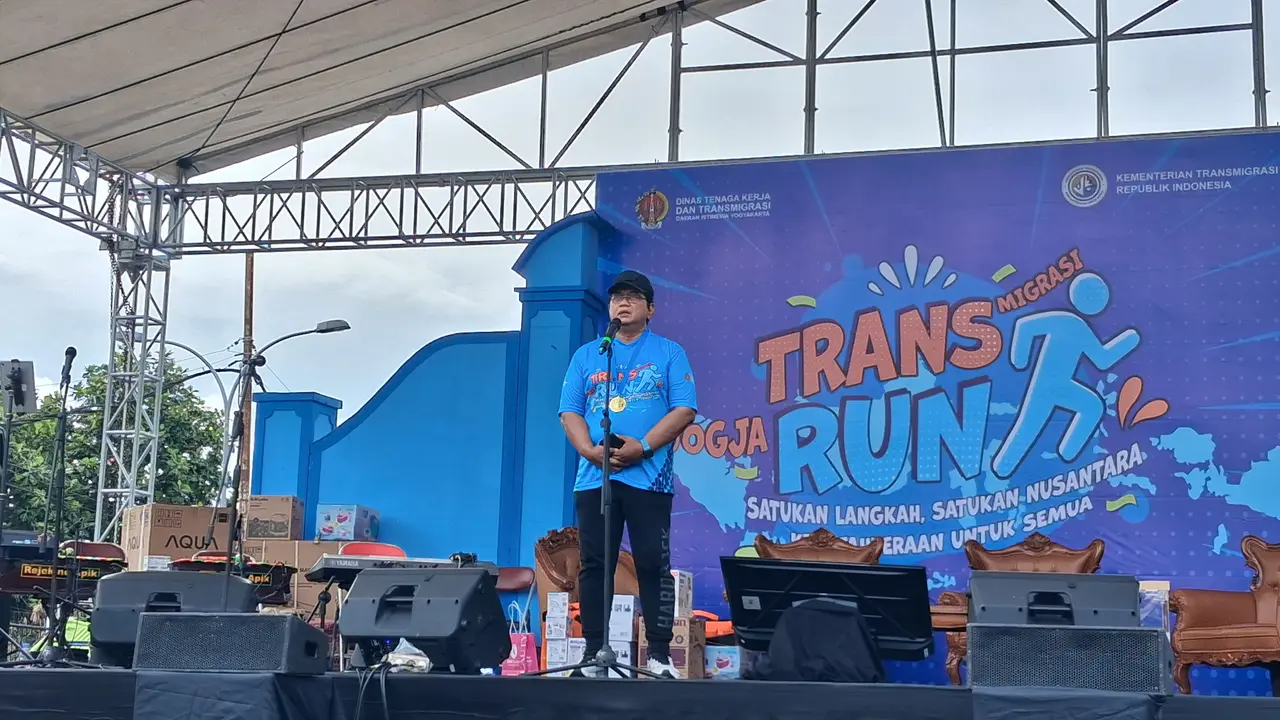 Wakil Menteri Transmigrasi Viva Yoga Mauladi