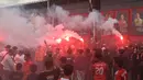 Suporter fanatik klub kota Jakarta itu meminta skuad Macan Kemayoran mampu mengalahkan Maung Bandung di laga lanjutan BRI Super League. (Bola.com/M Iqbal Ichsan)