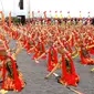 Festival Gandrung Sewu kembali digelar di Banyuwangi dengan atraksi kolosal seribu penari gandrung yang mencuri perhatian. (Liputan6.com /Dian Kurniawan)