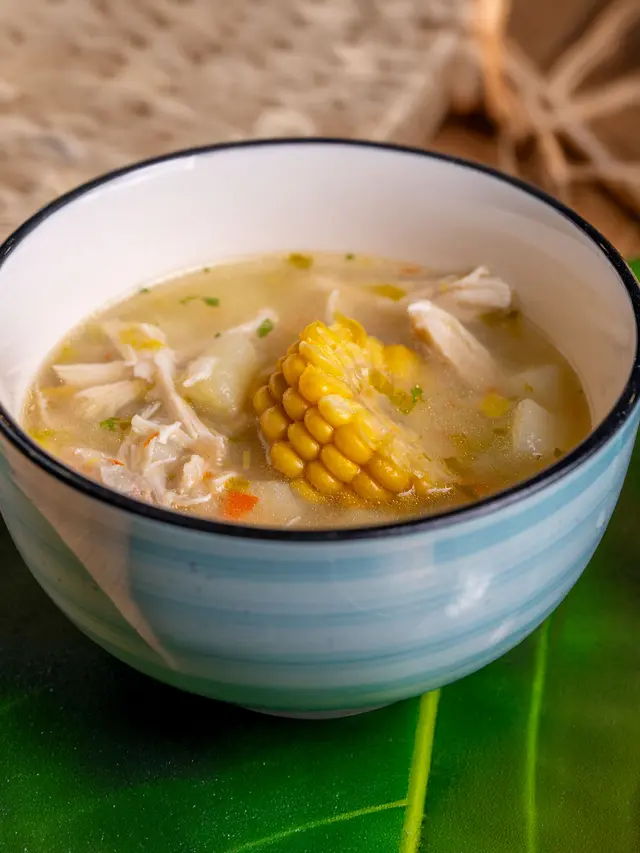Sup Jagung Ayam Bisa Disajikan dengan Mudah