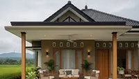 7 Desain Rumah Kampung 1 Lantai dengan Teras Lebar yang Sejuk dan Modern ala Pedesaan Estetik