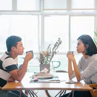 Menurutmu menikah itu perlu?/Copyright shutterstock.com/g/mentatdgt