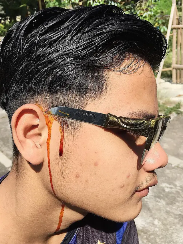 7 Model Kacamata Nyeleneh Ini Malah Bikin Susah Melihat