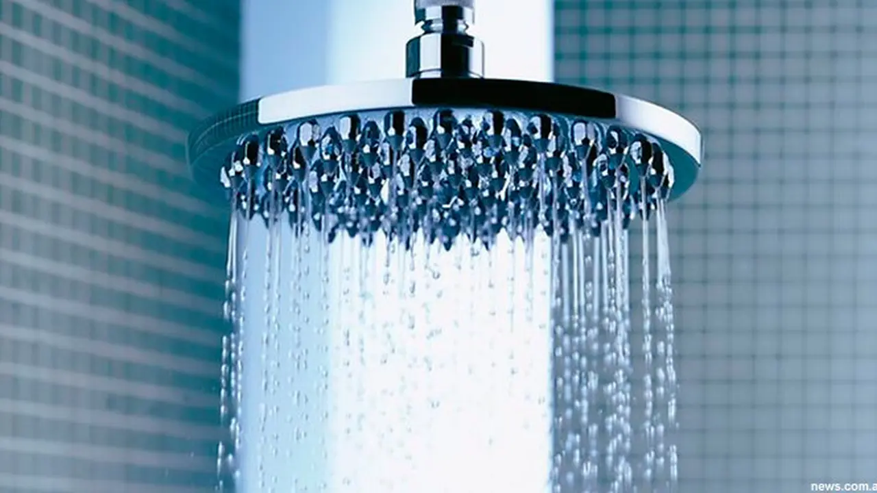 shower-kamar-mandi-130105c.jpg