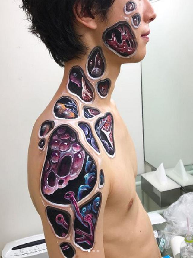 Jadikan Wajah dan Tubuh Sebagai Kanvas, 7 Karya Seniman Ini Bak Sungguhan