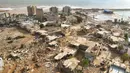 "Saya terkejut dengan apa yang saya lihat, ini seperti tsunami," kata Hisham Chkiouat, dari pemerintah Libya yang berbasis di wilayah timur. (AP Photo/Jamal Alkomaty)