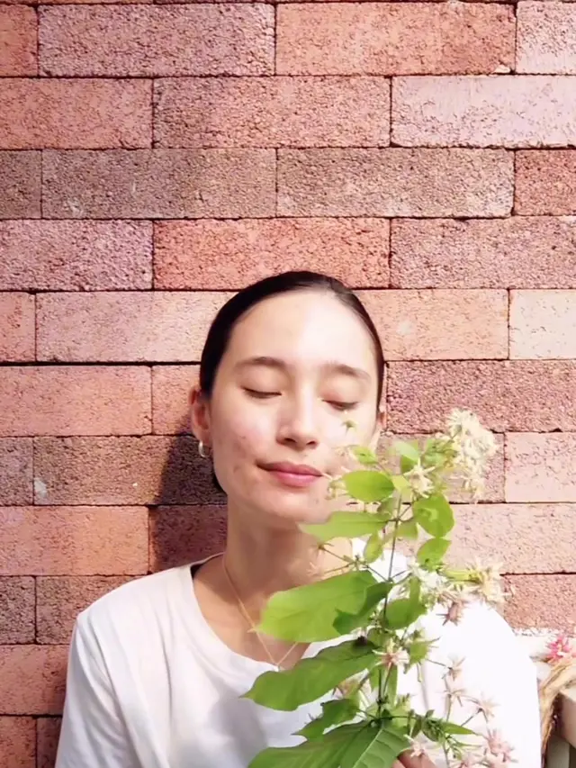Zodiak yang Terkenal Awet Muda, Ada Sophia Latjuba!