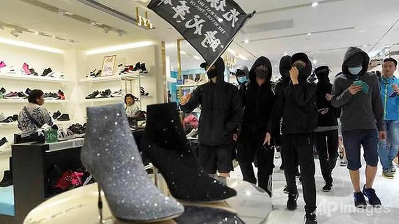 Aksi demonstrasi di Hong Kong pada hari Natal.