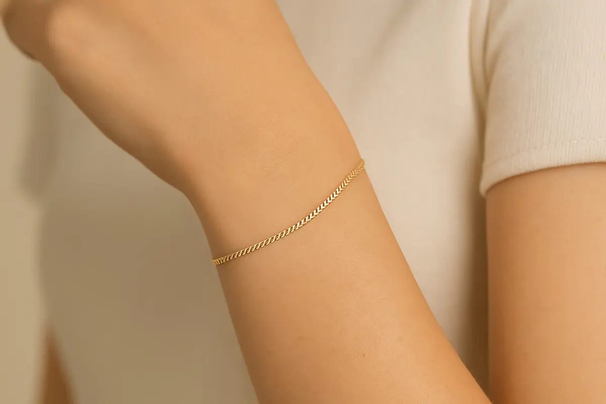 7 Model Gelang Emas Tipis Kecil Tapi Cantik, Minimalis Tapi Mewah