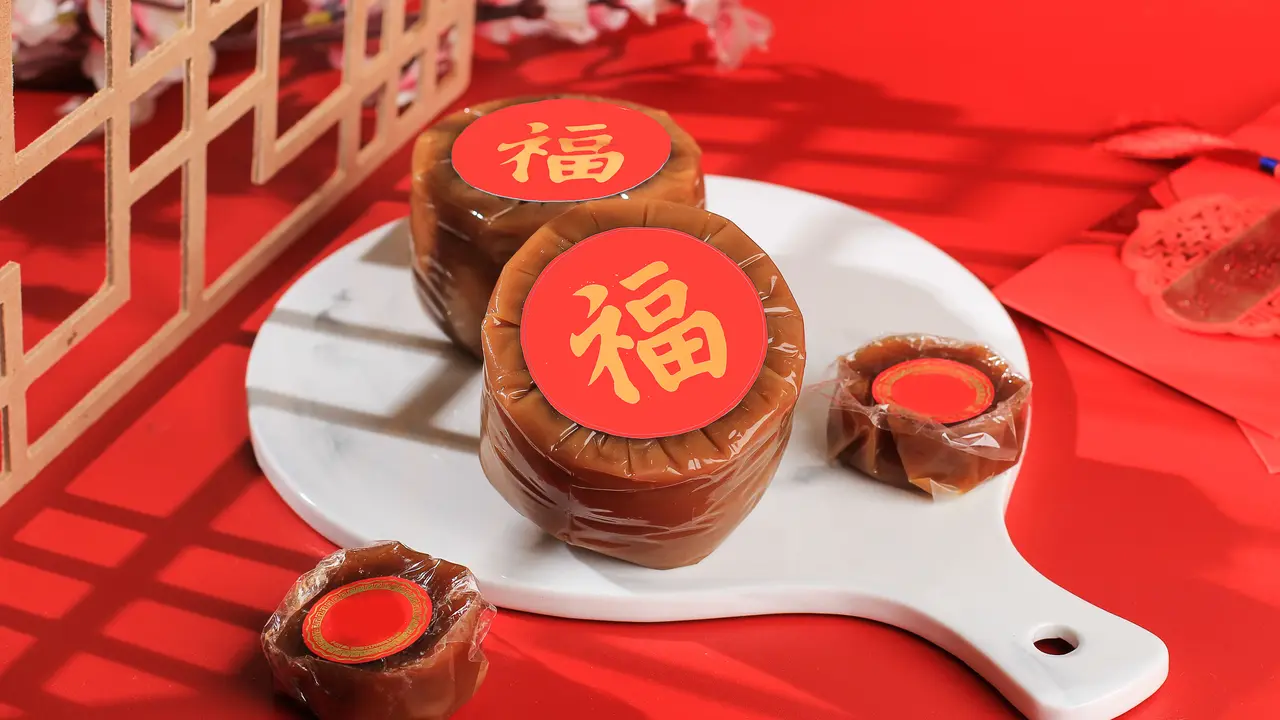 kue keranjang Imlek