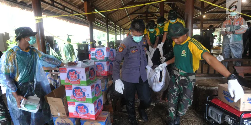 Evakuasi Jenazah Kru Band Seventeen dan PLN Korban Tsunami Anyer