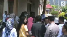 Polres Kolaka gelar rekonstruksi pembunuhan Ketua DPRD Kolaka Utara Musakkir Sarira.