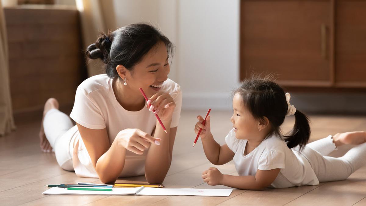 5 Cara Praktis Mengajarkan Anak Menulis Parenting