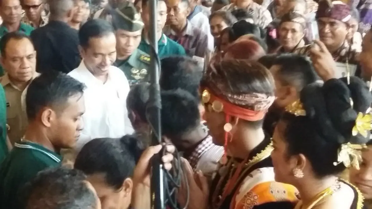 Presiden Joko Widodo atau Jokowi Kunjungi Rote Ndau, NTT