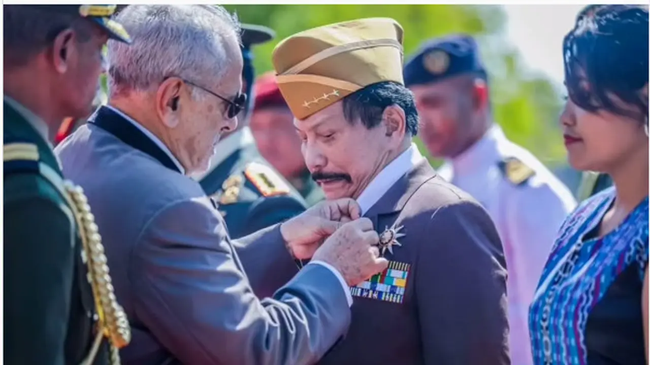 Mantan Kepala Badan Intelijen Negara (BIN), AM Hendropriyono, dianugerahkan bintang Tertinggi Timor Leste, Sabtu 20 Agustus 2022 (@amhendropriyono)