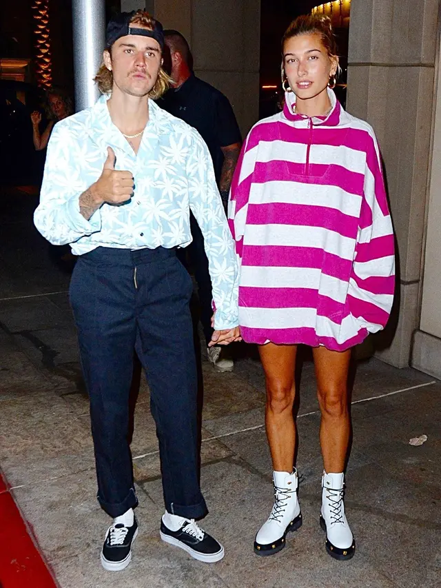 Hailey Baldwin - Justin Bieber