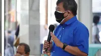 Bupati garut Rudy Gunawan menyatakan, untuk menekan penyebaran Covid-19 selama PPKM level 4, Satgas Covid-19 Garut, bakal melakukan vaksinasi acak di pusat keramaian. (Liputan6.com/Jayadi Supriadin)